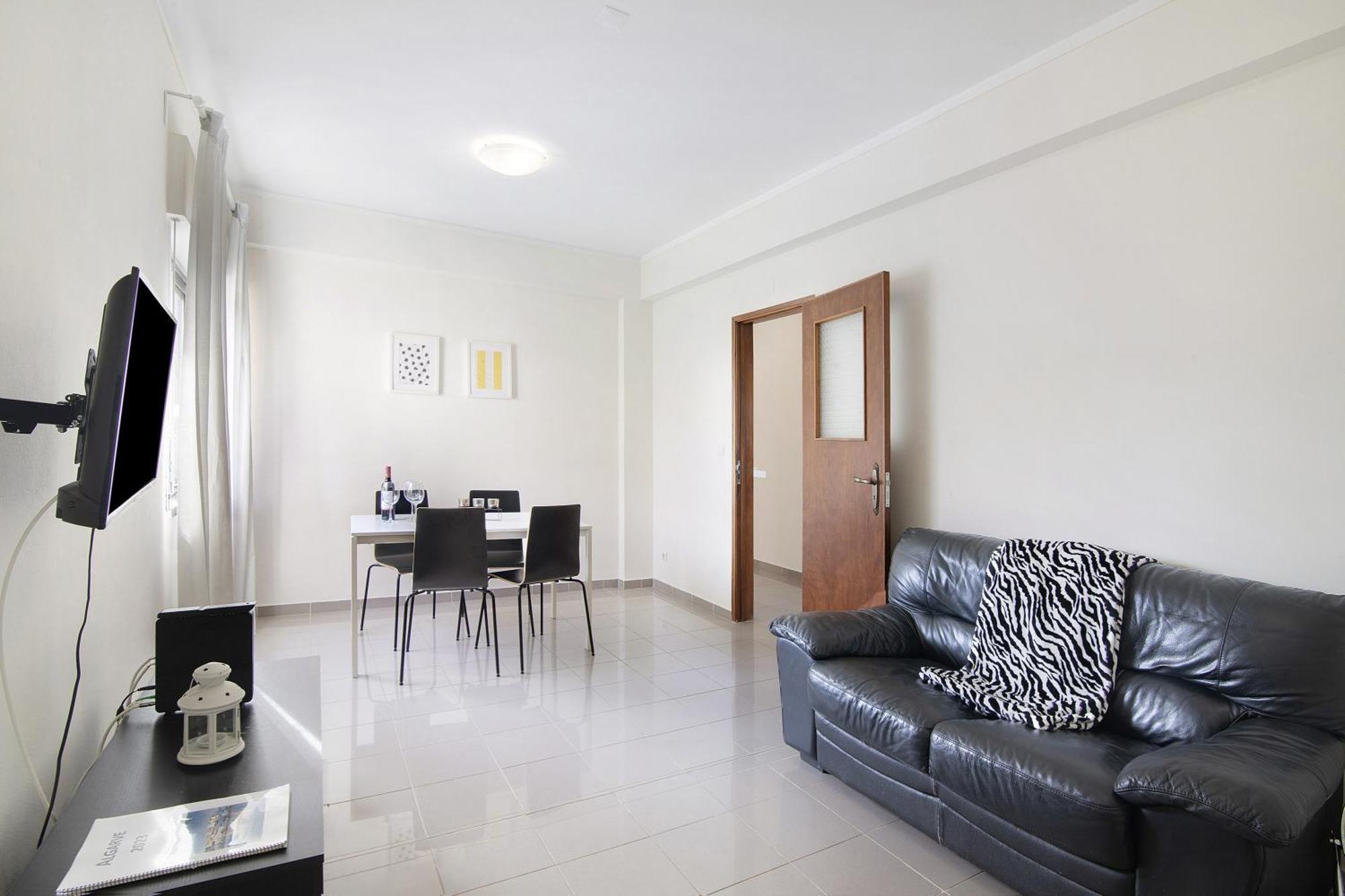 Matinhos House Apartment Faro Bagian luar foto