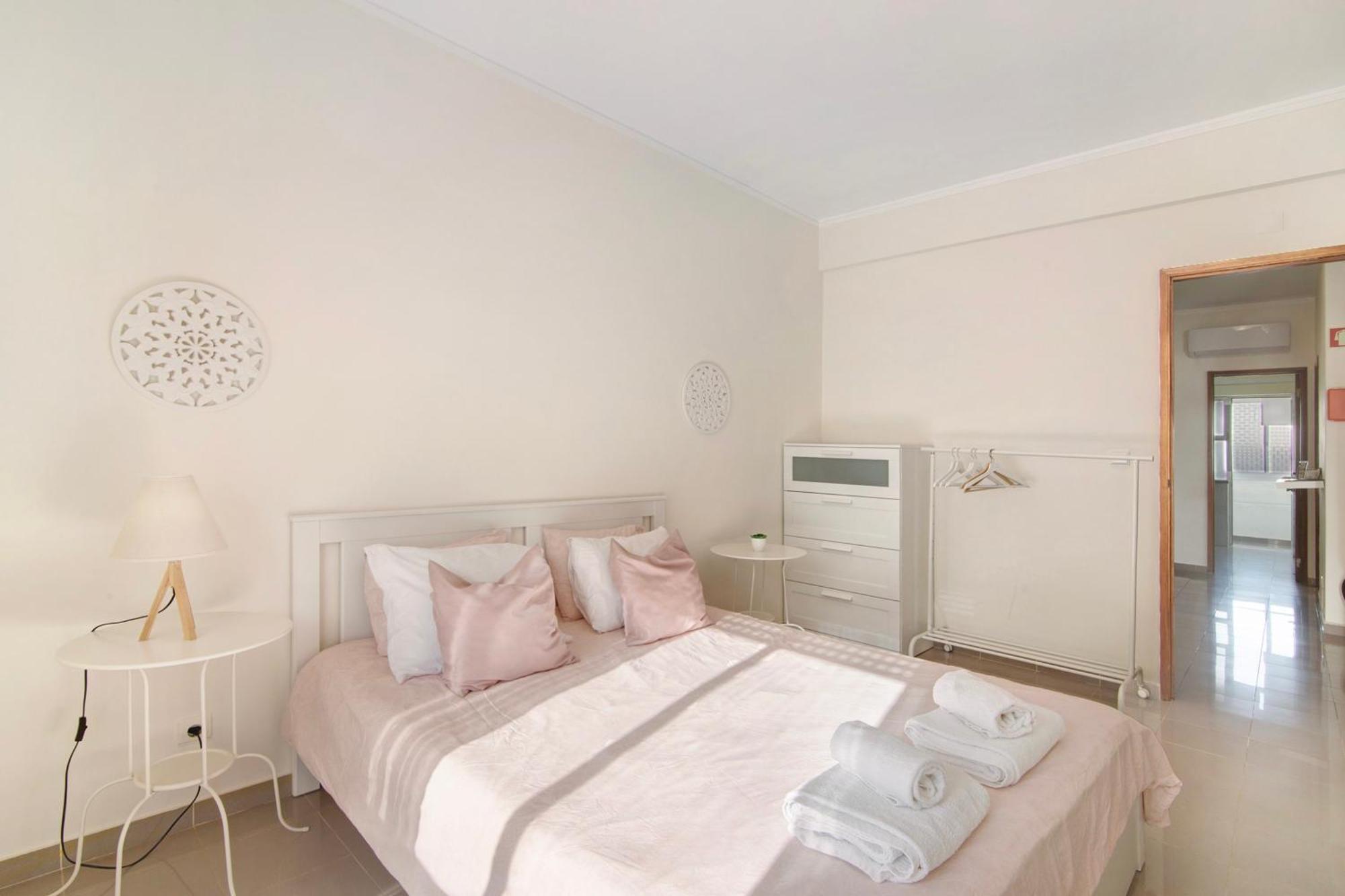 Matinhos House Apartment Faro Bagian luar foto
